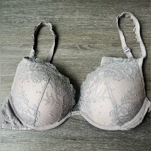 Victoria secret push up lace & rhinestone bra 34D